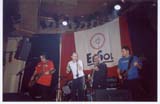 Hondonero actuando en la Sala “el Sol” de Madrid en una jam session final junto a Paco “Blackberry clouds”. Diciembre del 2000